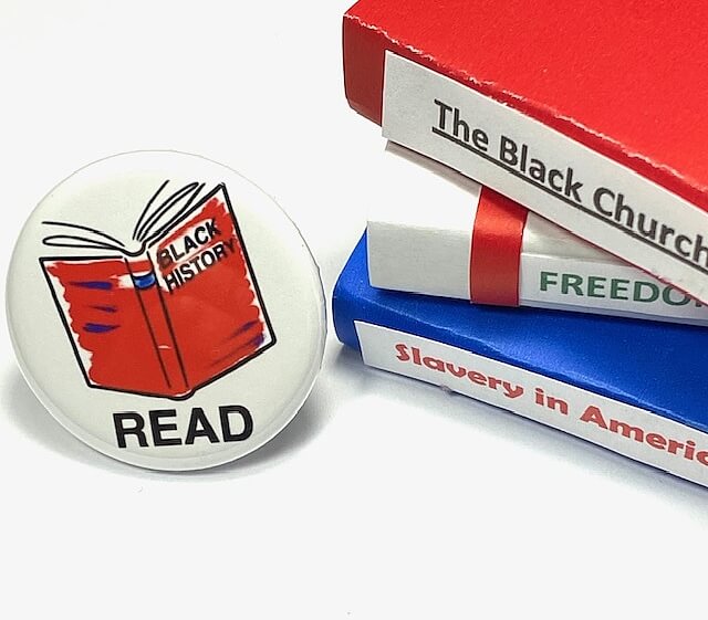READ A BOOK for Book Lovers pin button